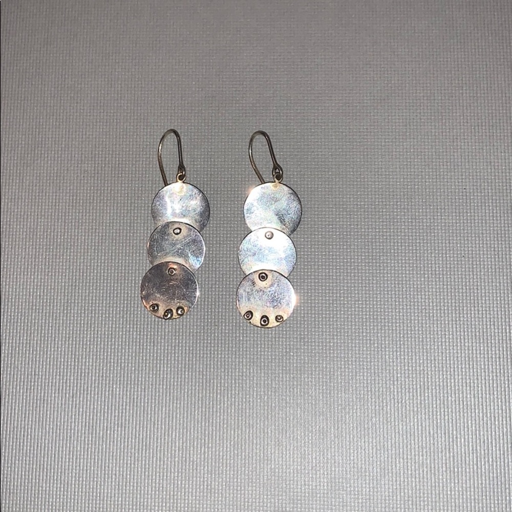 Circle dangle earrings